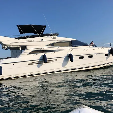 Bosphorus Hermes イスタンブール
