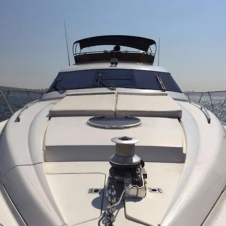 Bosphorus Hermes 船上ホテル イスタンブール